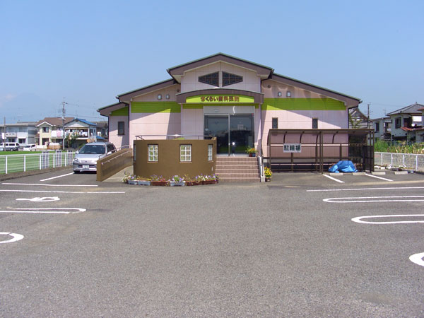 駐車場も9台分有り
